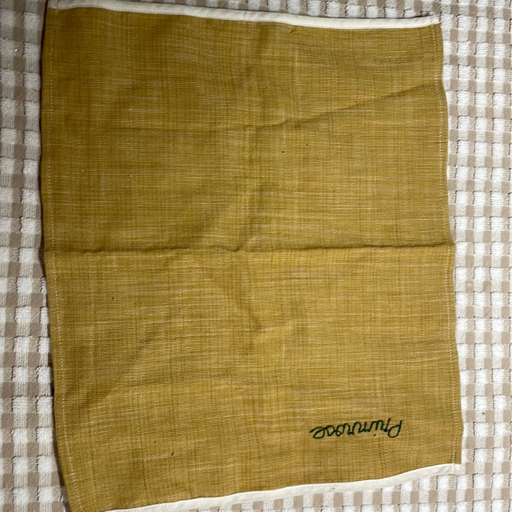 Primrose trunk blanket